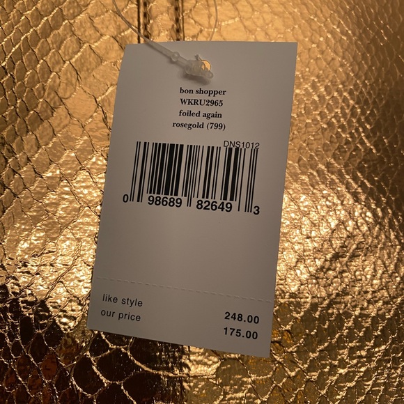 KATE SPADE - Gold Metallic Large Tote - Picture 6 of 7